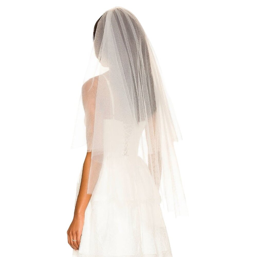 Elegant White Bridal Veil